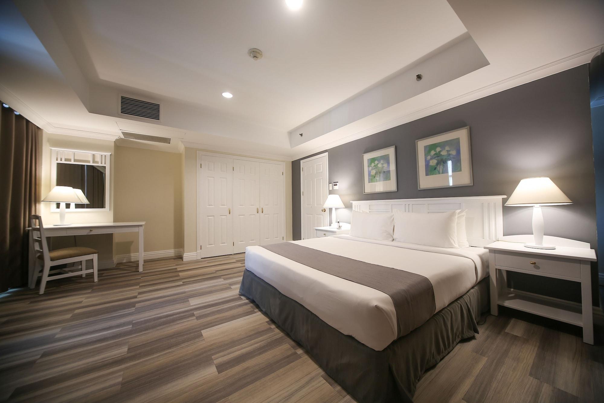 Infinity Tower Suites Makati City Exterior photo