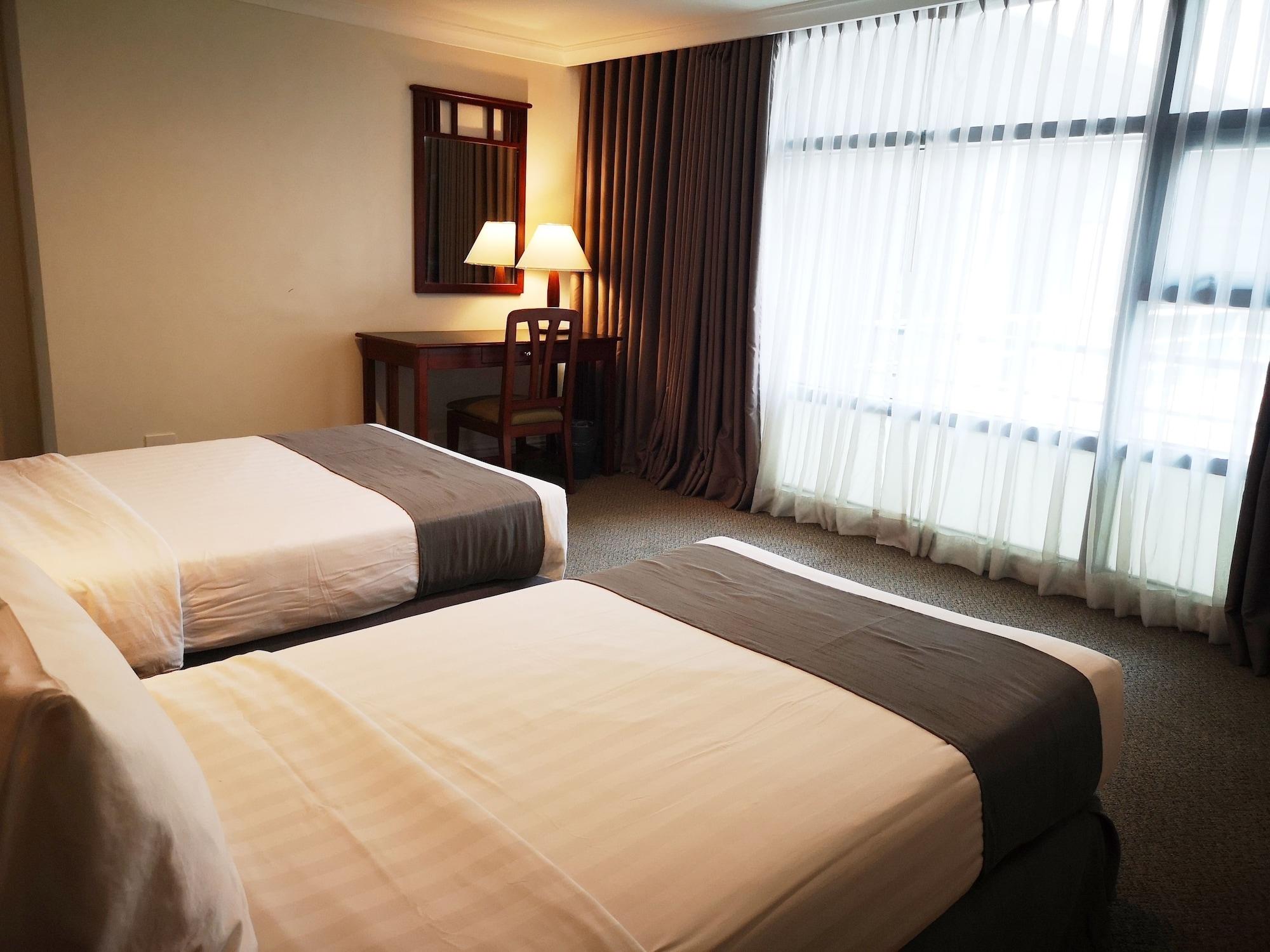 Infinity Tower Suites Makati City Exterior photo