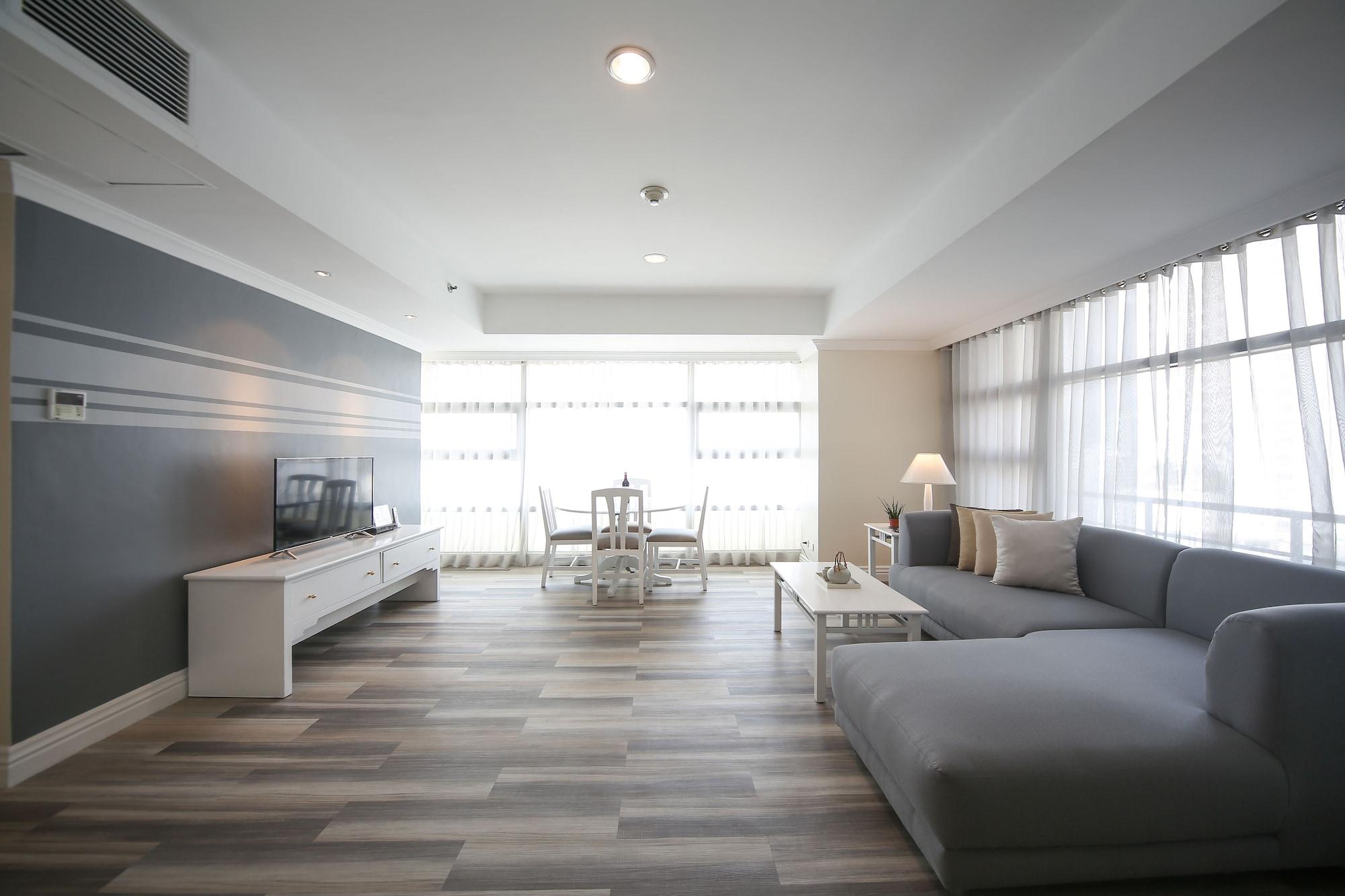 Infinity Tower Suites Makati City Exterior photo
