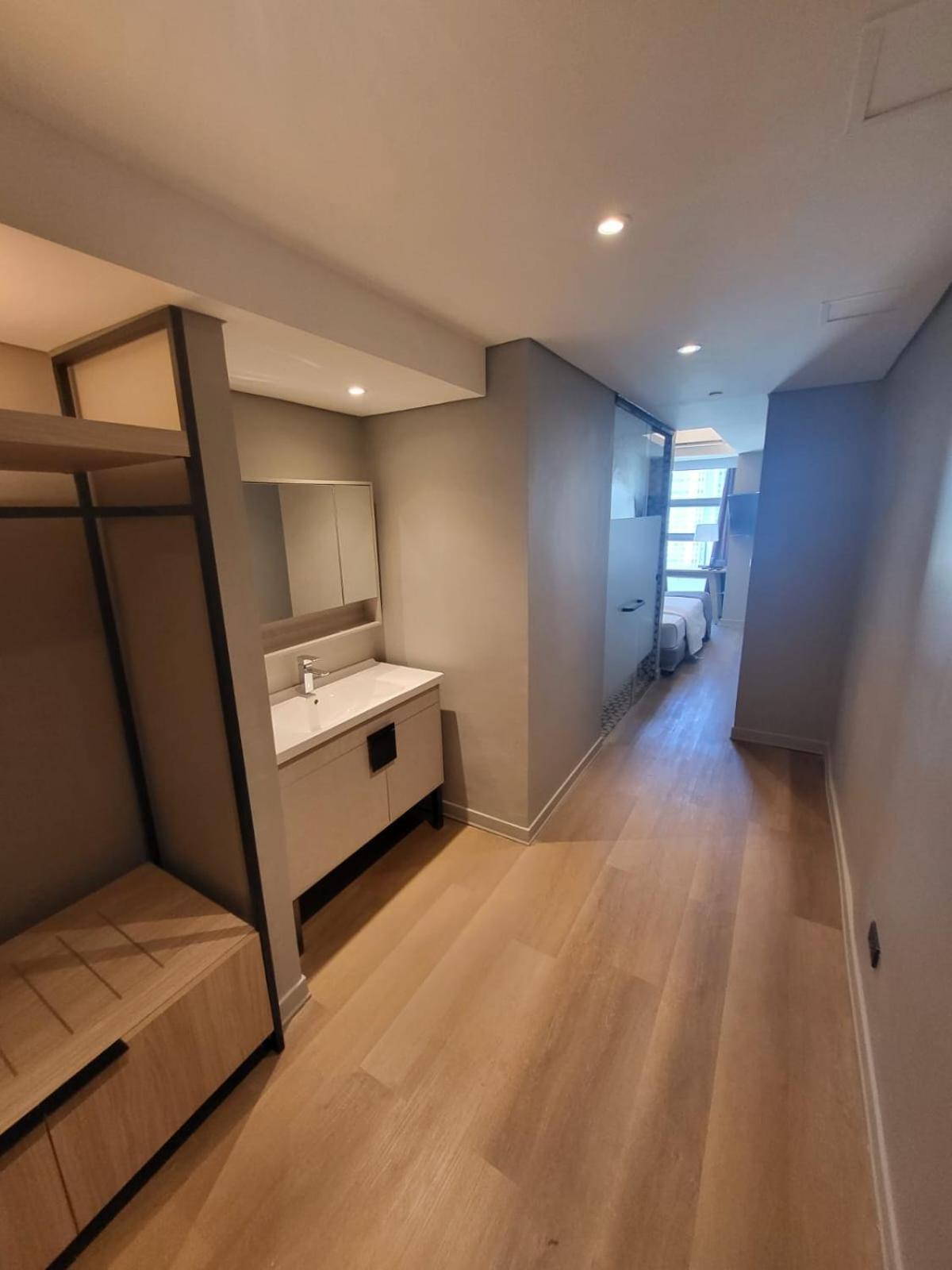 Infinity Tower Suites Makati City Exterior photo