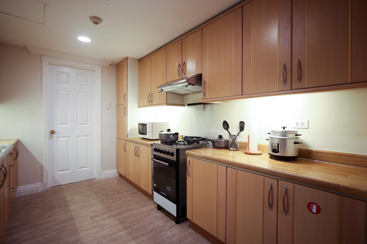Infinity Tower Suites Makati City Exterior photo