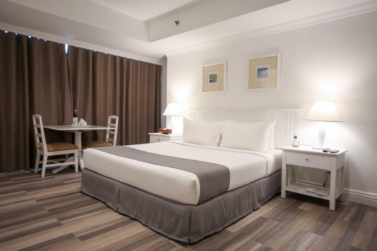 Infinity Tower Suites Makati City Exterior photo