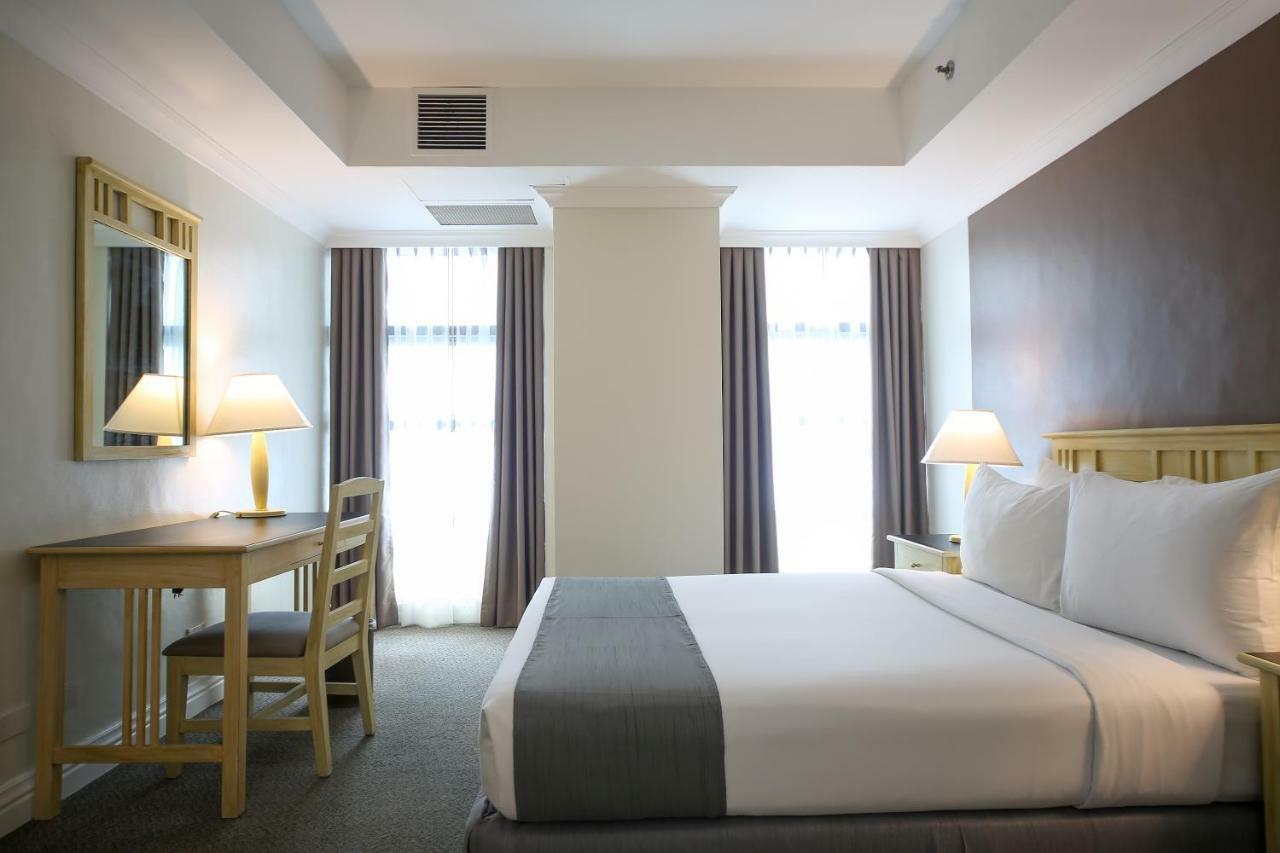 Infinity Tower Suites Makati City Exterior photo